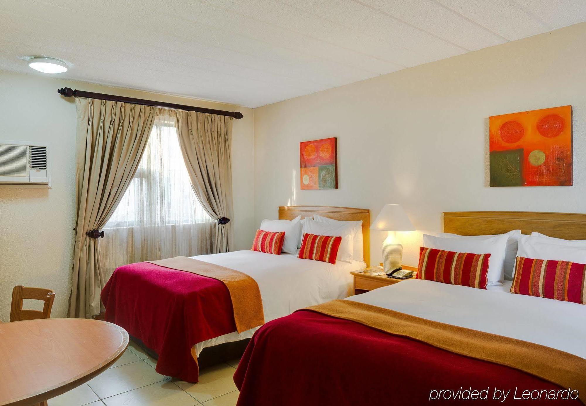 Protea Hotel By Marriott Polokwane Landmark Eksteriør bilde