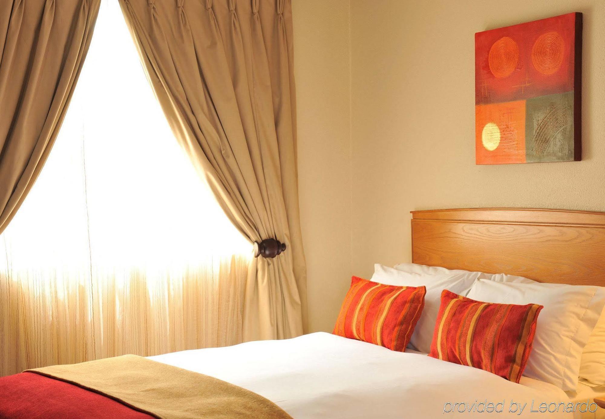 Protea Hotel By Marriott Polokwane Landmark Eksteriør bilde