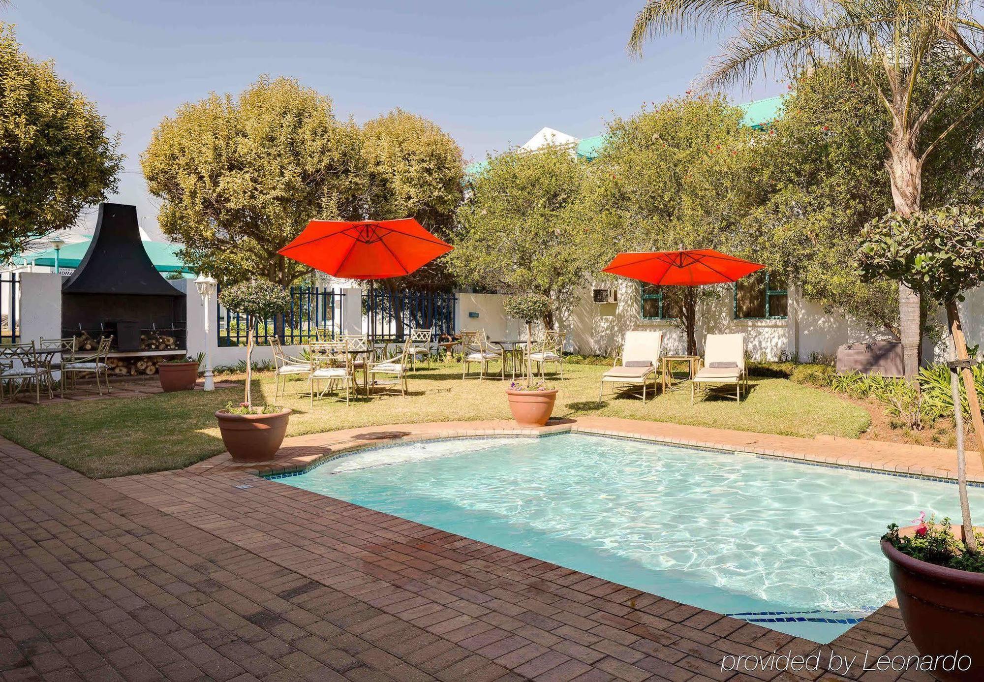 Protea Hotel By Marriott Polokwane Landmark Eksteriør bilde